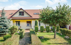 5 Bedroom Nice Home In Nowe Warpno